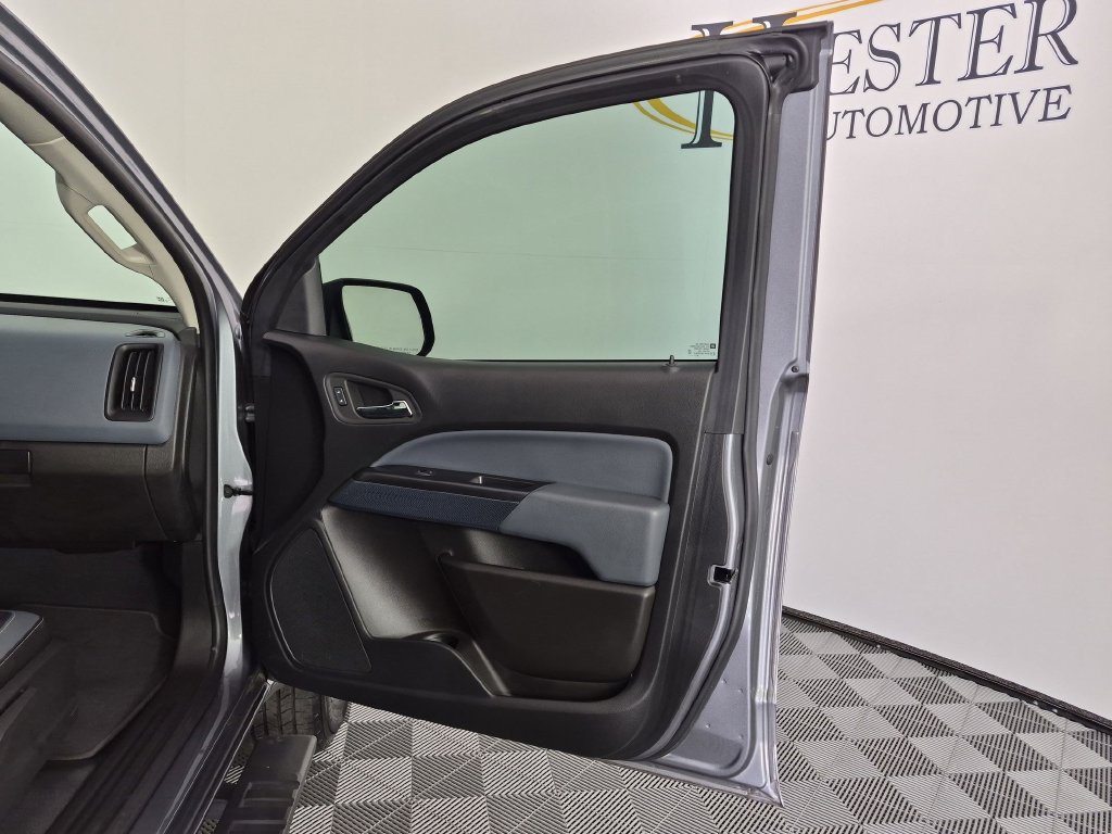Used 2022 Chevrolet Colorado Z71 RWD image 32
