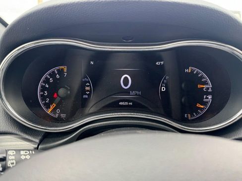 Used 2020 Jeep Grand Cherokee Altitude image 24