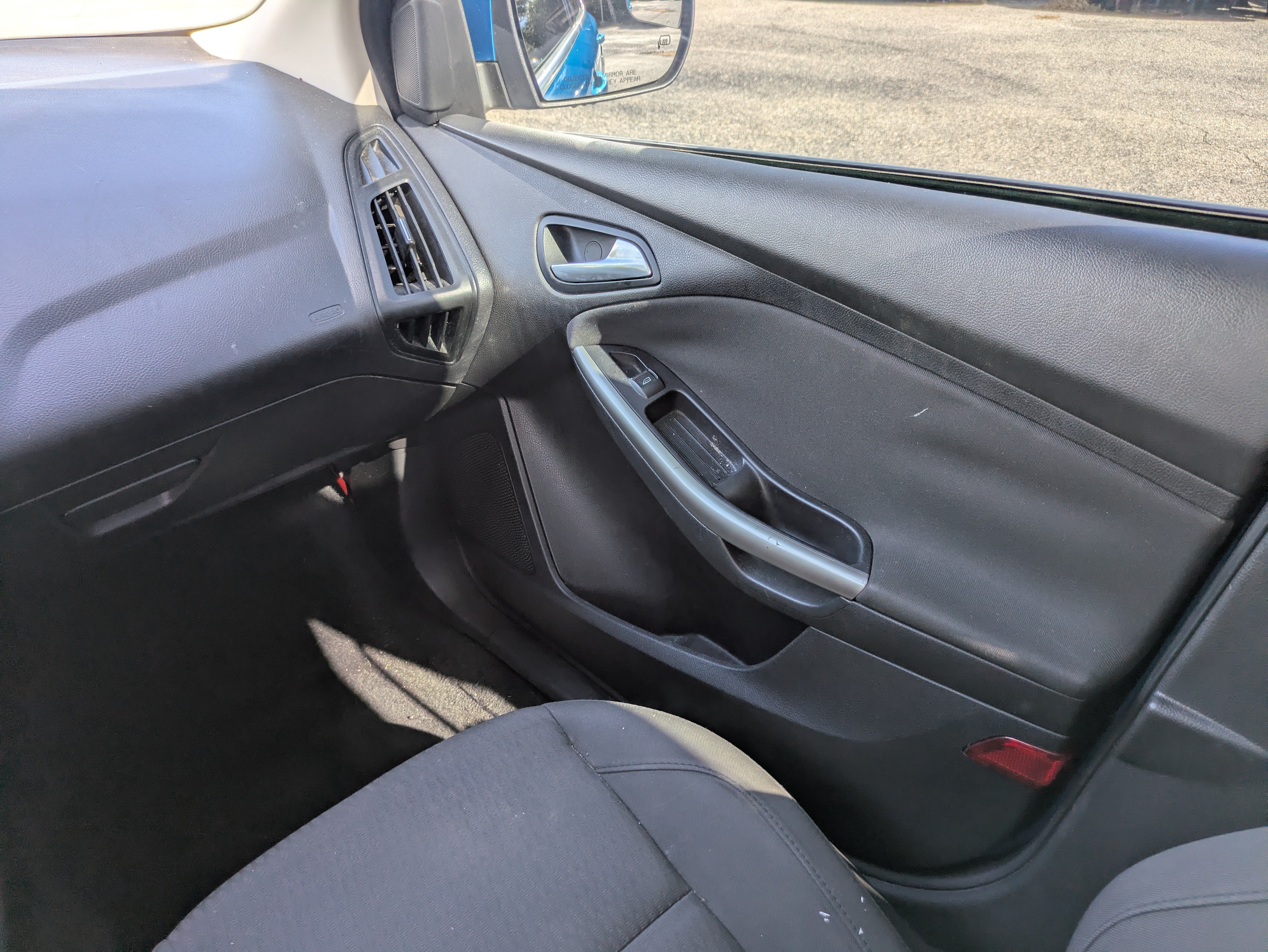 Used 2012 Ford Focus SEL FWD image 17