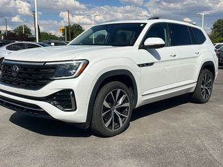 Certified 2024 Volkswagen Atlas SEL Premium R-Line AWD/4WD video 1