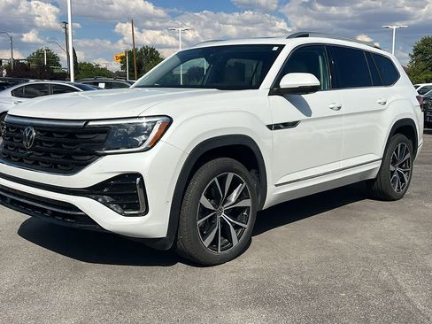 Certified 2024 Volkswagen Atlas SEL Premium R-Line AWD/4WD image 1