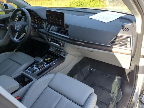 Certified 2023 Audi Q5 2.0T Premium Plus w/ Premium Plus Package image 11