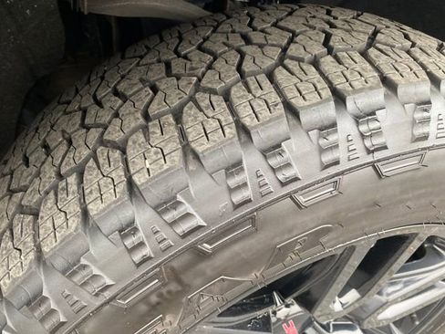 Certified 2022 GMC Sierra 1500 Elevation w/ LPO, Elevation Black Package image 23