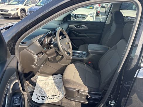 Used 2020 Chevrolet Traverse LS FWD image 9