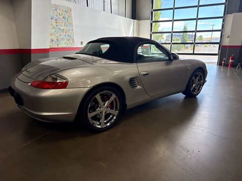 Used 2004 Porsche Boxster S image 25
