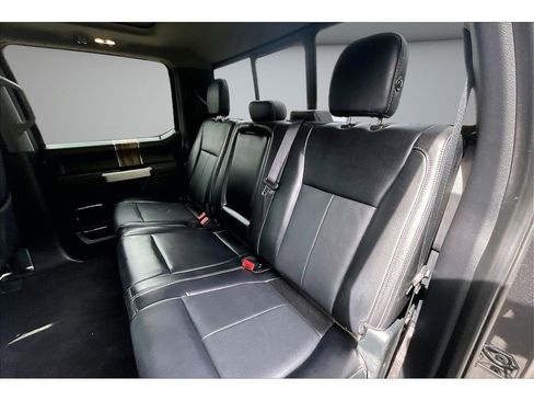 Used 2019 Ford F150 Lariat w/ Equipment Group 502A Luxury AWD/4WD image 23