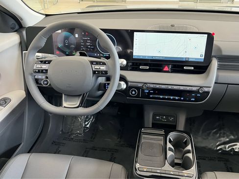 New 2026 Hyundai Ioniq 5 SEL image 24