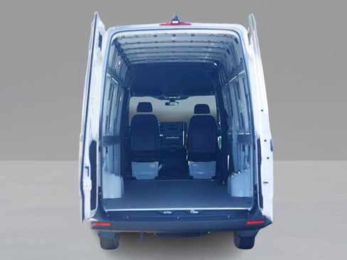 New 2025 Mercedes-Benz Sprinter 2500 image 7