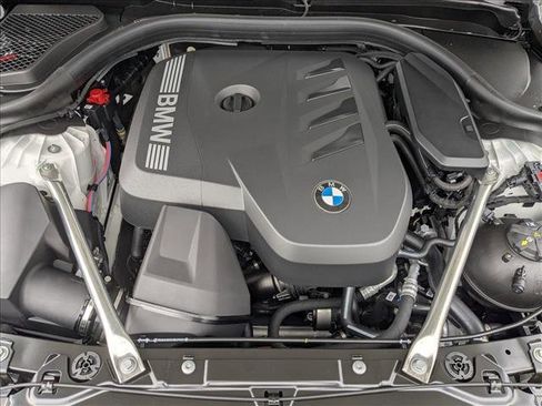 New 2026 BMW 530i xDrive w/ Premium Package image 18