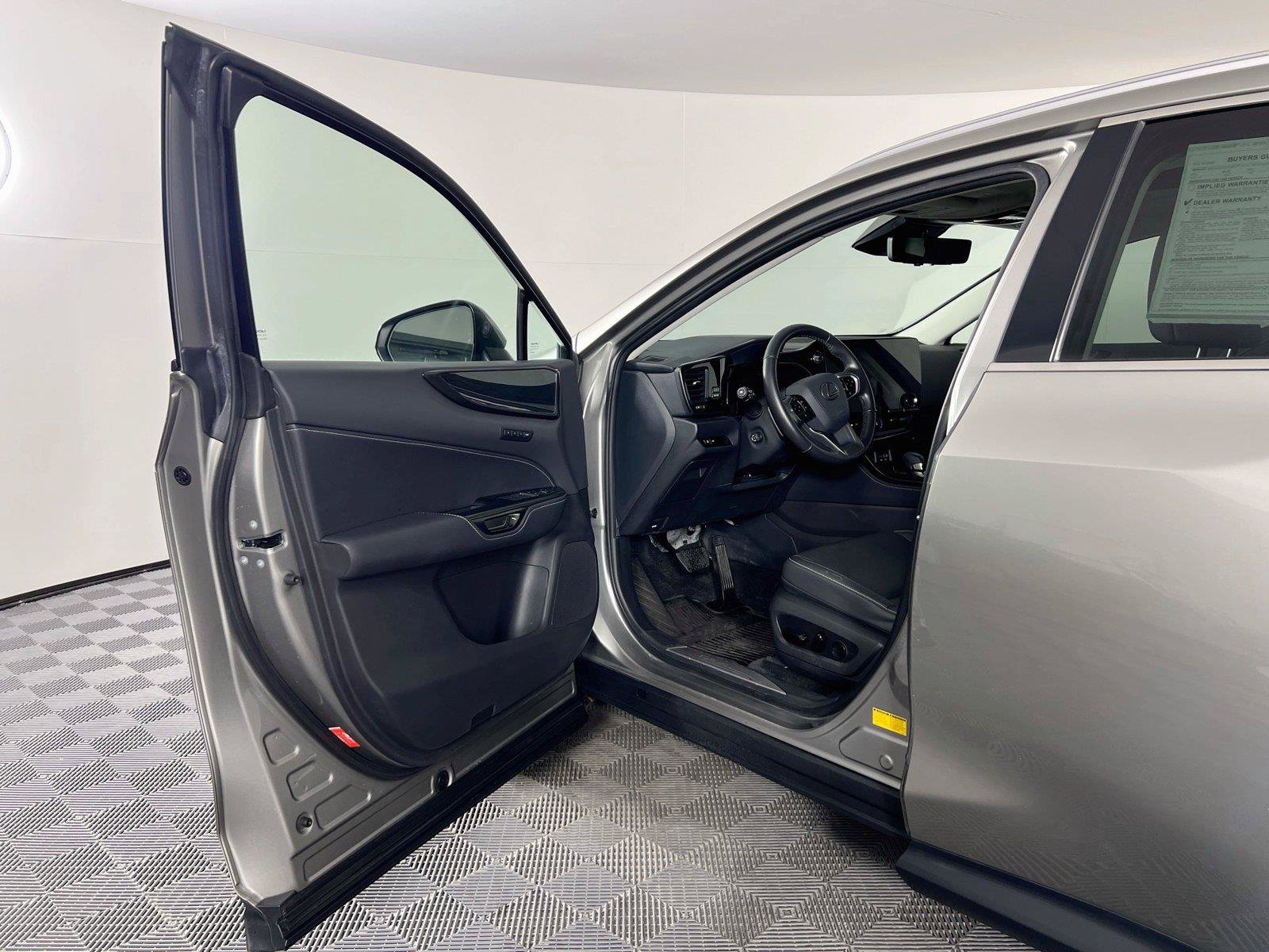 Used 2024 Lexus NX 350h AWD image 18