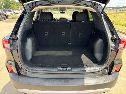 Used 2025 Ford Escape Active AWD/4WD image 22