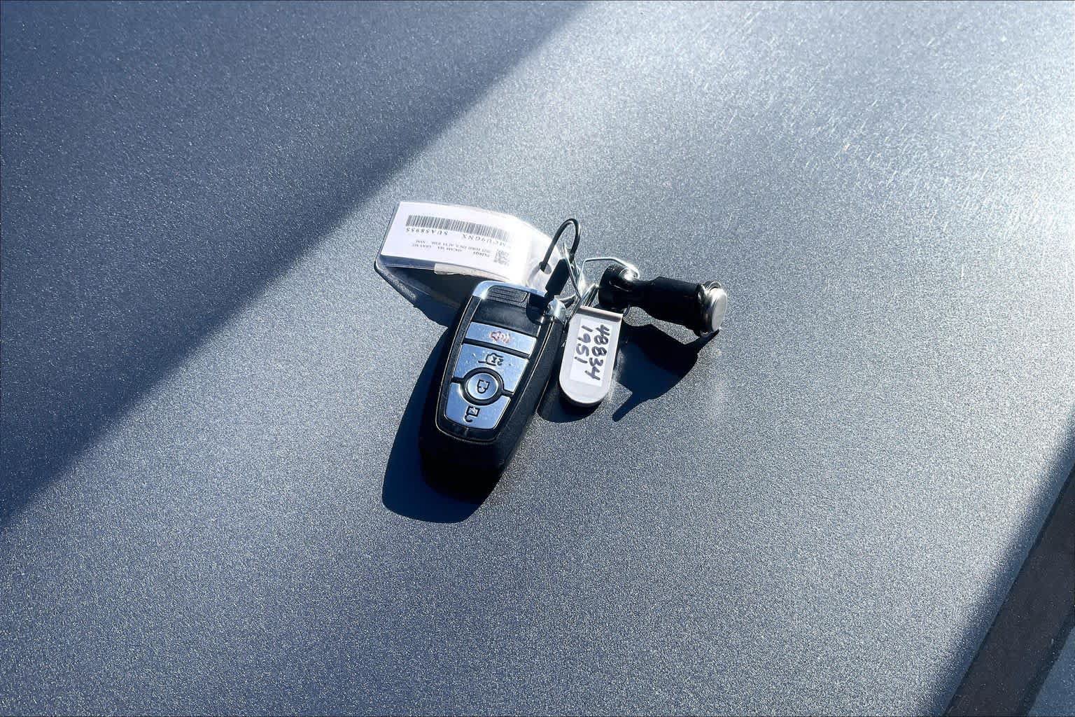 Used 2025 Ford Escape Active AWD/4WD image 15