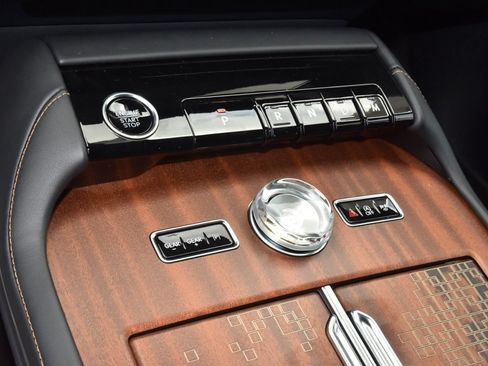 New 2026 Lincoln Navigator L Black Label AWD/4WD image 32