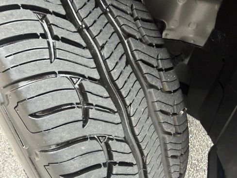 Used 2014 Honda CR-V LX image 21