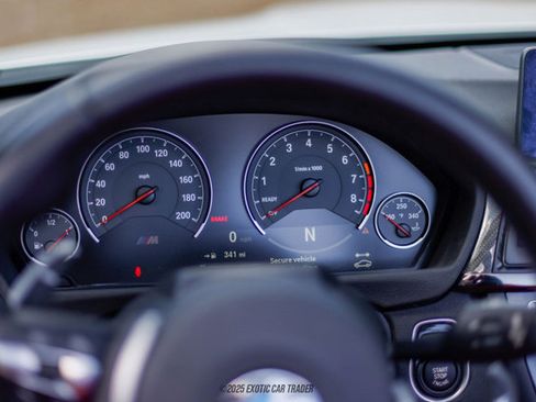 Used 2015 BMW M4 Convertible image 67