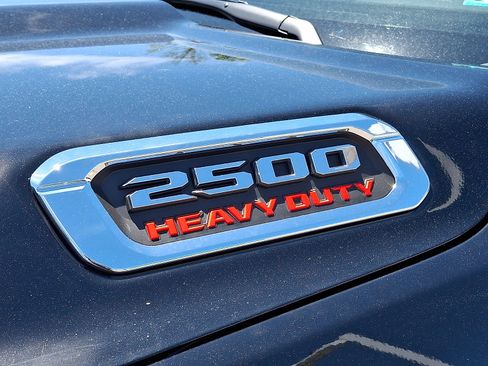 Used 2025 RAM 2500 Big Horn AWD/4WD image 32
