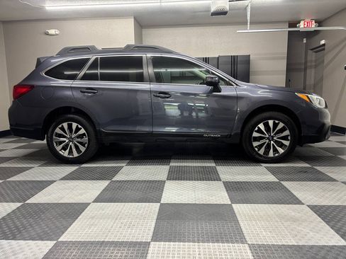 Used 2015 Subaru Outback 2.5i Limited AWD/4WD image 6