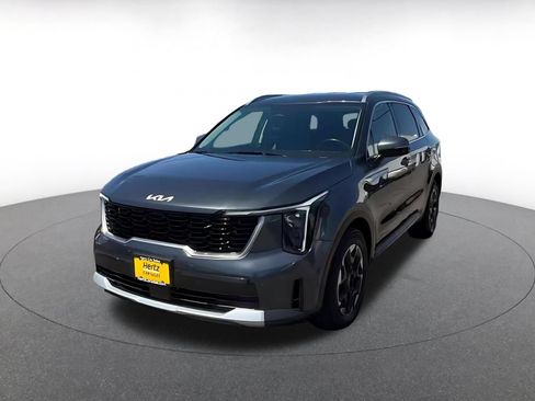 Used 2024 Kia Sorento S FWD image 7