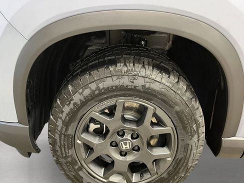 New 2025 Honda Pilot TrailSport image 15