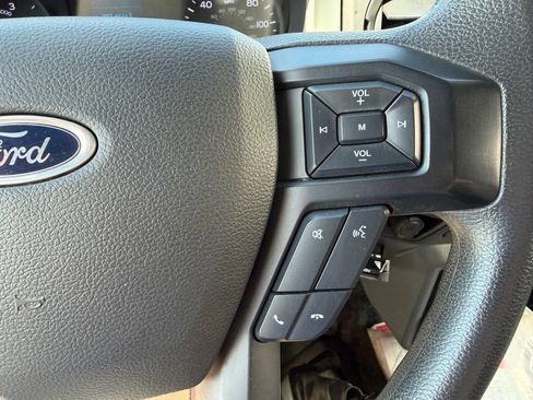 Used 2023 Ford F750 2WD Regular Cab Super Duty image 20