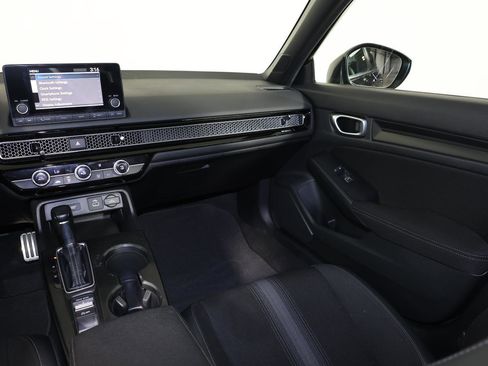 Used 2023 Honda Civic Sport image 10