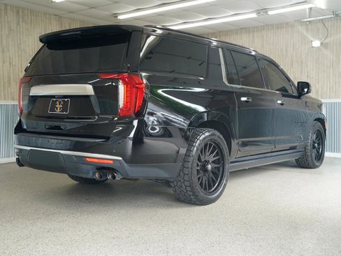 Used 2021 GMC Yukon XL Denali w/ Denali Ultimate Package AWD/4WD image 10