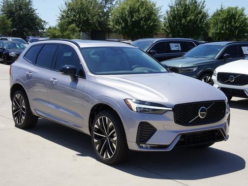 New 2026 Volvo XC60 B5 Ultra w/ Protection Package Premier image 3