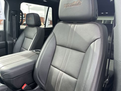 Certified 2025 Chevrolet Tahoe High Country image 11