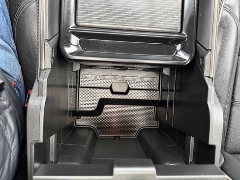 Used 2019 RAM 3500 Limited w/ Max Tow Package AWD/4WD image 32