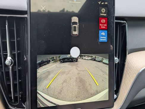 New 2026 Volvo XC60 B5 Core image 23