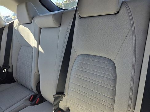 Used 2023 Honda HR-V LX image 11