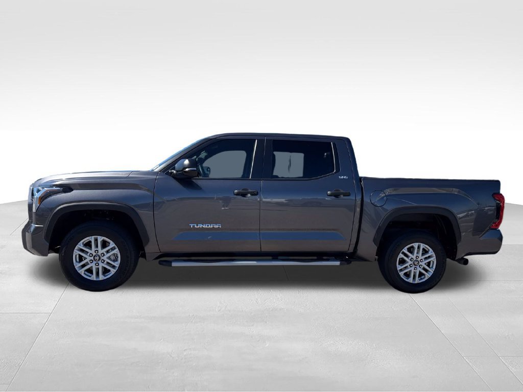 Used 2025 Toyota Tundra SR5 w/ SR5 Convenience Package AWD/4WD image 2