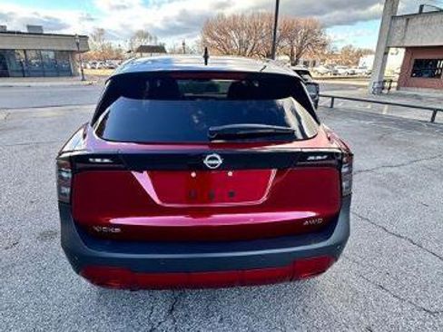 Certified 2025 Nissan Kicks SV image 8
