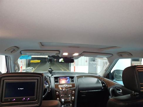 Used 2017 Nissan Armada Platinum image 14