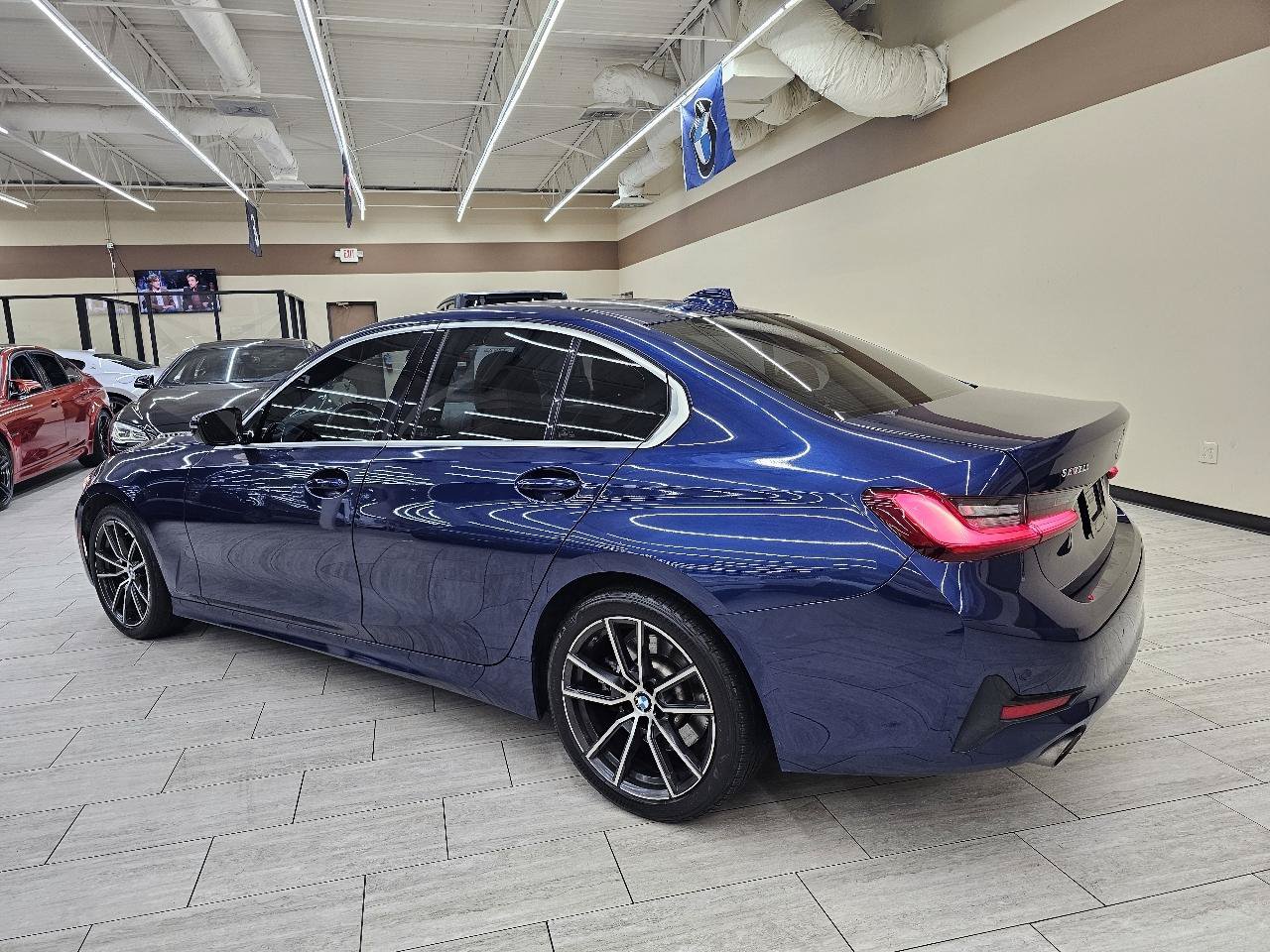 Used 2019 BMW 330i Sedan w/ Convenience Package RWD image 8