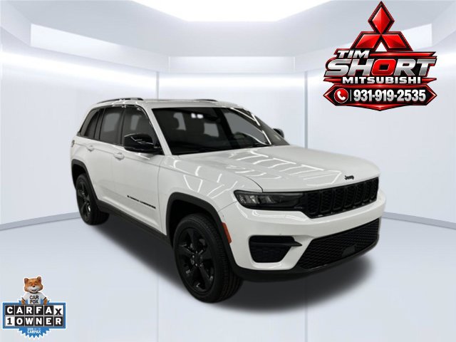 Used 2023 Jeep Grand Cherokee Altitude AWD/4WD image 1