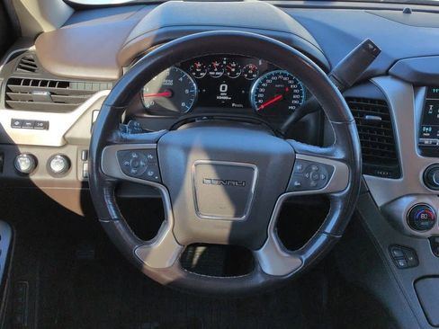 Used 2018 GMC Yukon Denali image 23