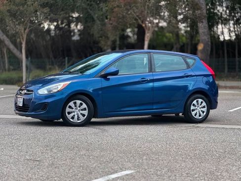 Used 2017 Hyundai Accent SE FWD image 15
