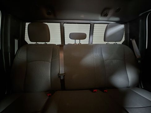 Used 2024 RAM 2500 Tradesman w/ Chrome Appearance Group image 30