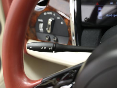 Used 2013 Rolls-Royce Ghost RWD image 29