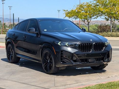 Used 2024 BMW X6 xDrive40i w/ Executive Package AWD/4WD image 3