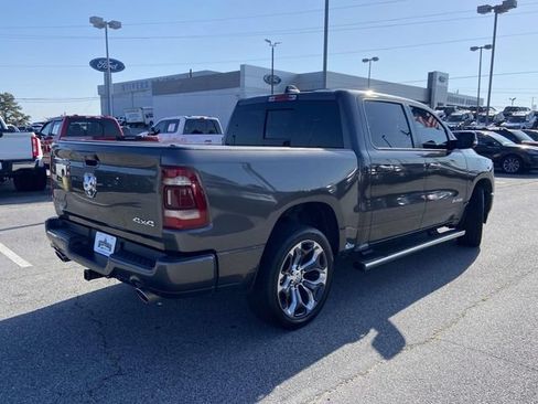 Used 2024 RAM 1500 Laramie AWD/4WD image 3