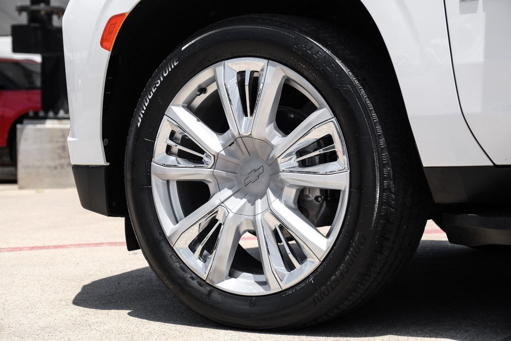 Used 2021 Chevrolet Suburban High Country RWD image 63