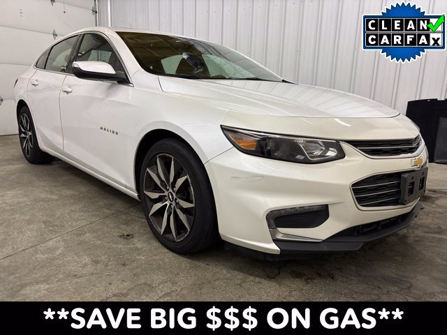Used 2018 Chevrolet Malibu LT w/ Leather Package FWD image 1