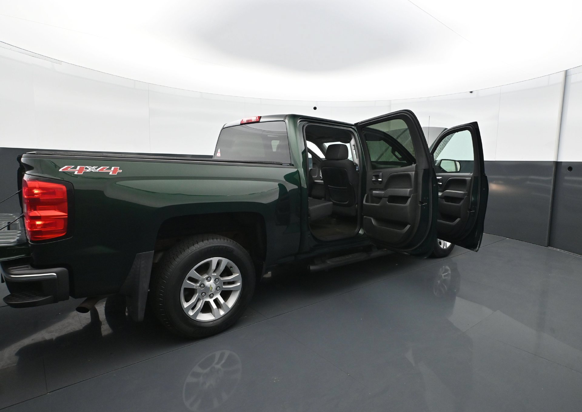 Used 2015 Chevrolet Silverado 1500 LT w/ All Star Edition AWD/4WD image 34