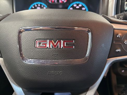 Used 2018 GMC Canyon SLT w/ Trailering Package image 12