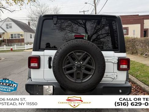 Used 2024 Jeep Wrangler Sport S image 6