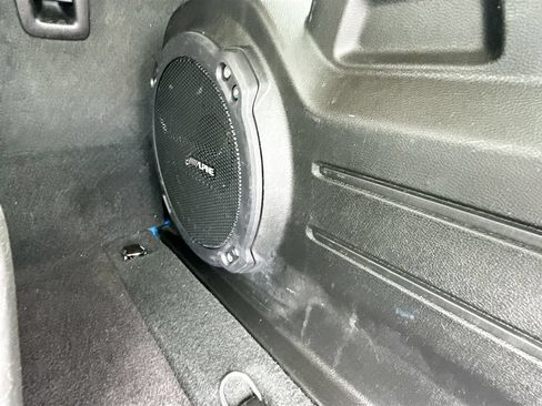 Used 2023 Jeep Wrangler Unlimited AWD/4WD image 30