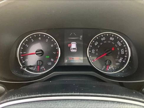 Used 2019 Toyota RAV4 XLE Premium w/ Cold Weather Package FWD image 13