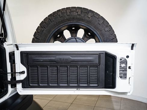 Used 2020 Jeep Wrangler Unlimited Rubicon image 22